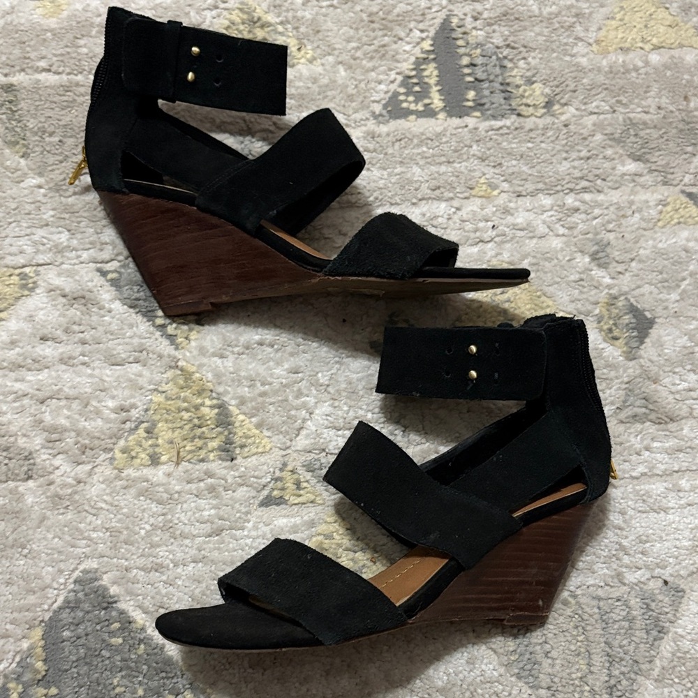 Dolce Vita Black and Brown Wedge Sandals